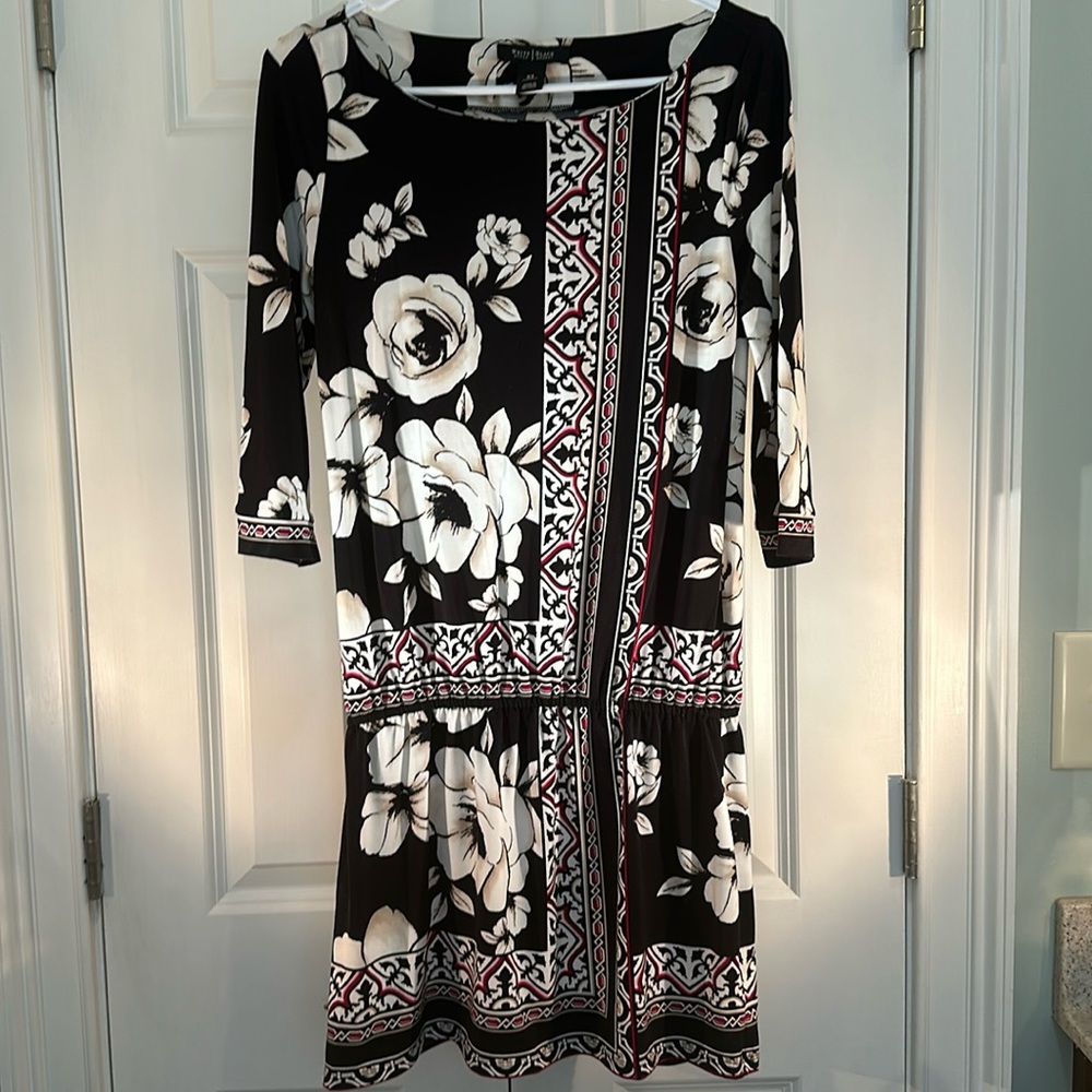 White House Black Market dropped waist dress size XS.